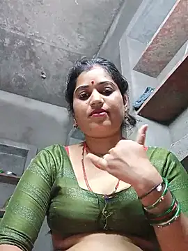 Hot_kamla