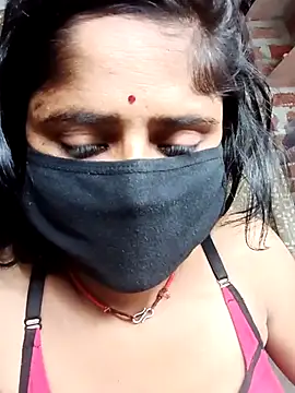 Cut_khusi147 webcam