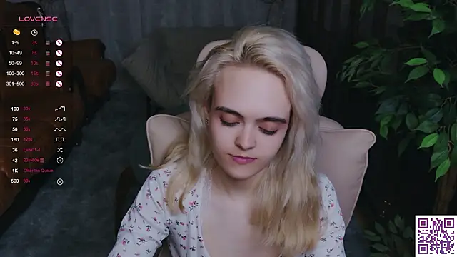 Oxcy_Secret live cam on StripChat