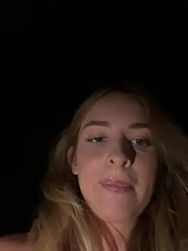 EvieEvans Live Webcam on Stripchat