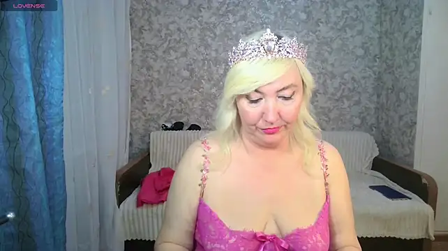 LadyKriss webcam