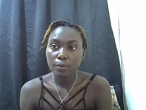 Cutteypeach webcam