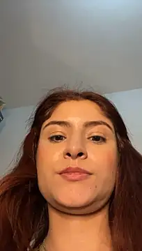 mariananinfa (F young) - Striptease + show boobs