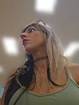 lil_jiggly webcam