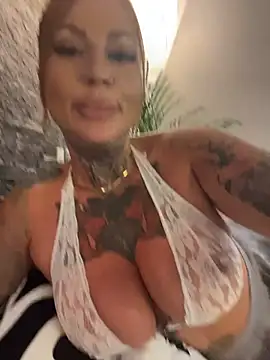 krysstal003 live sex cam