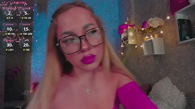 Mika_Rayy webcam