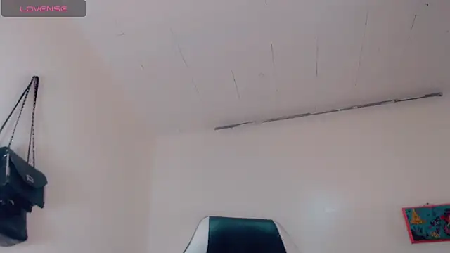Oriana_braom webcam