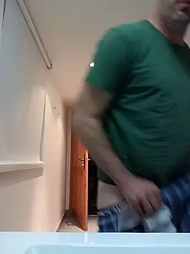 edelholz91 (Ask my age) - Cum cum cum !!!