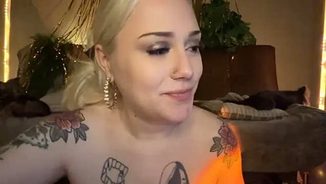 MCThroatGoat webcam