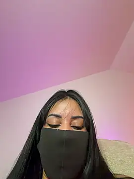 queen-chamss webcam