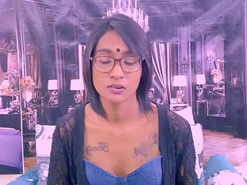 IndianRebel4u2Luv webcam