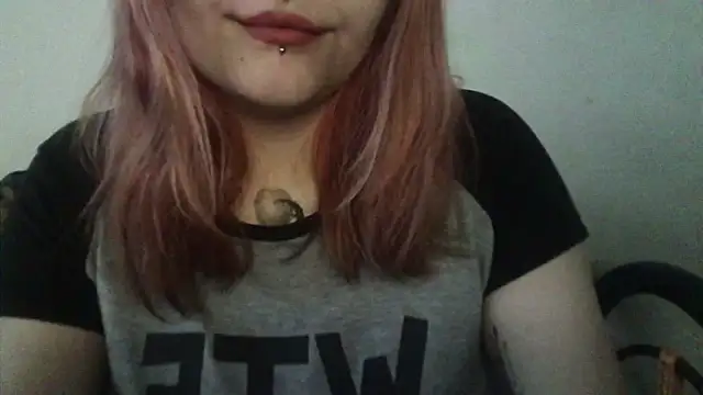 succuby_uwu webcam