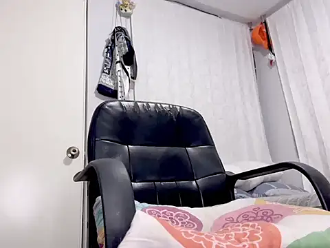 thomass1018 webcam