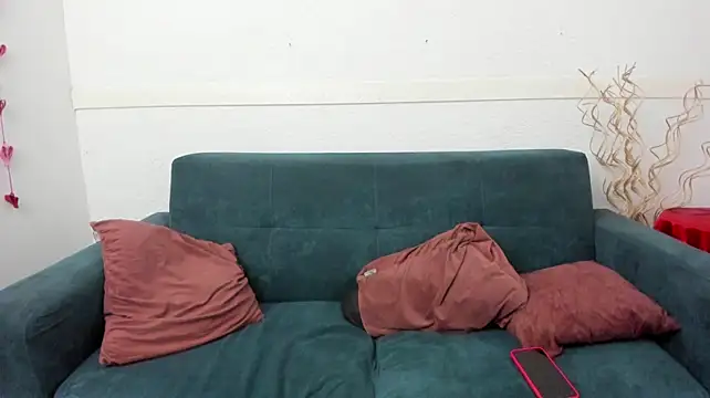 LauraDaniels_ webcam