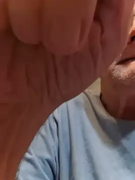 Joeyw57 webcam
