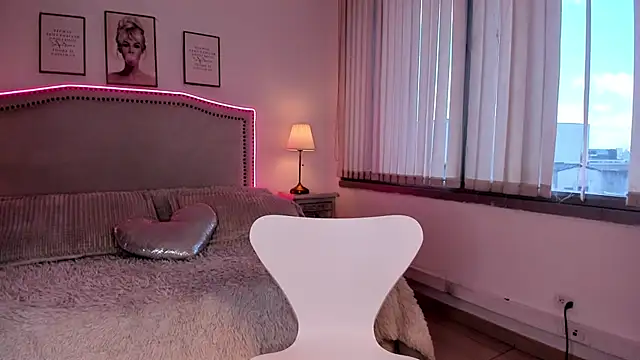 Isabella_ev webcam