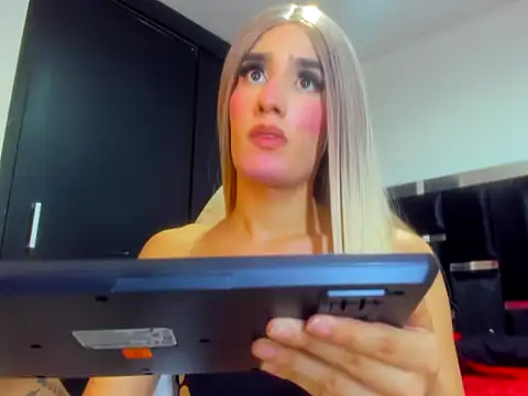 Miranda_bigcock3 webcam