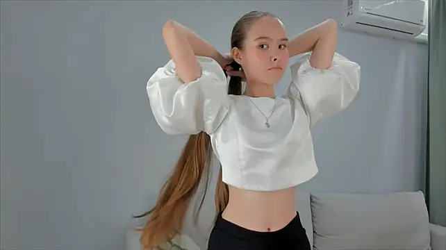 NerissaKhan webcam