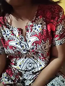 Rashmi-cute live cam on StripChat