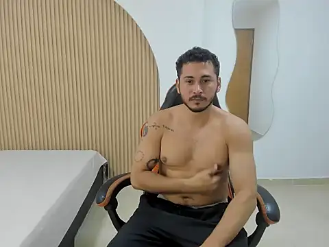 ashlan_king (M young) - Cum in public!!