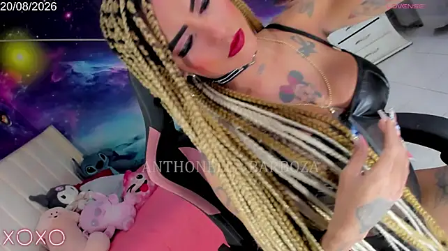 Nella_Dolls webcam