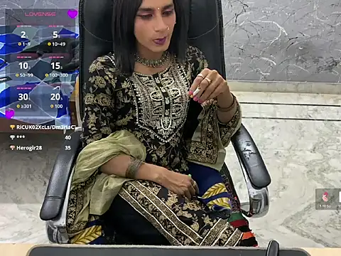 LuvLayla