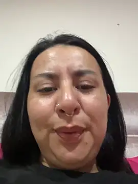 Abril_Luv webcam