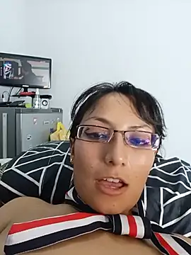 LucyCherry69 webcam