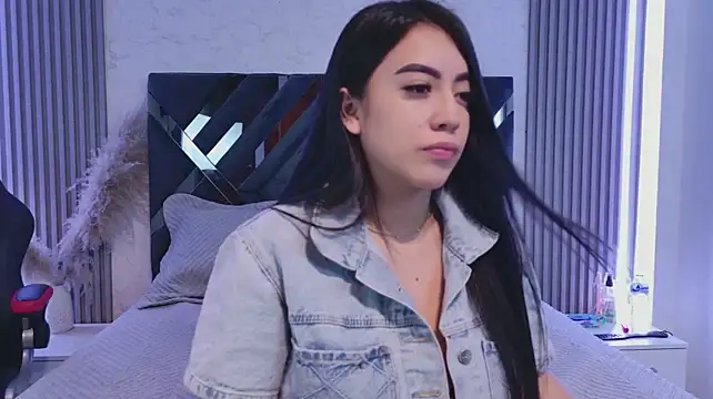 AmyTorres_ webcam