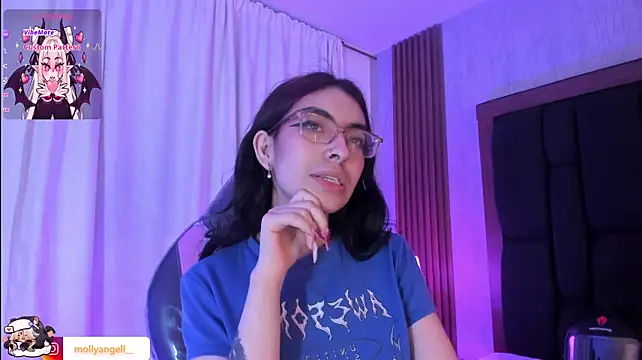 Molly_A webcam