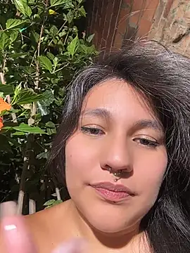 adult live cam Emily Gomezz