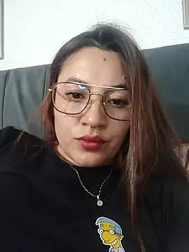 samm_curvy webcam