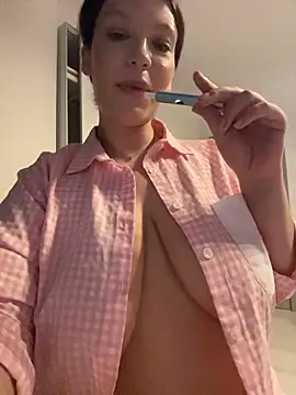 ClaraPasssion live cam on StripChat