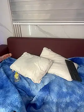 eva_feller69 (F young) - chorro intenso en tu pene babososo🔥🍆