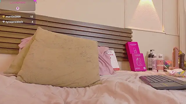 mia_gold_ (F teen) - Balls anals inside 🍡