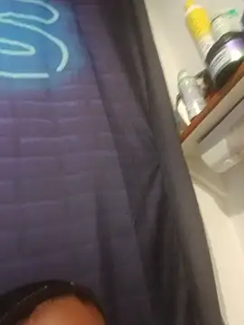 Mikaaa97 webcam