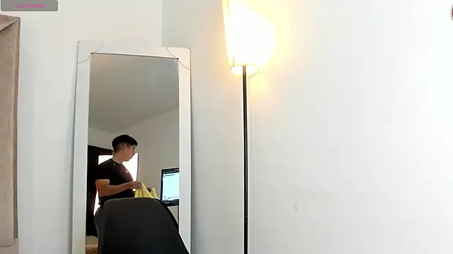 _AlexanderHot webcam
