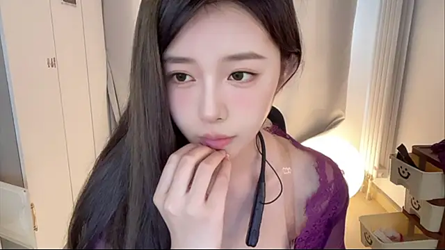 yiyi5588 (F young) - 早上好~·妈妈说紫色很有韵味~