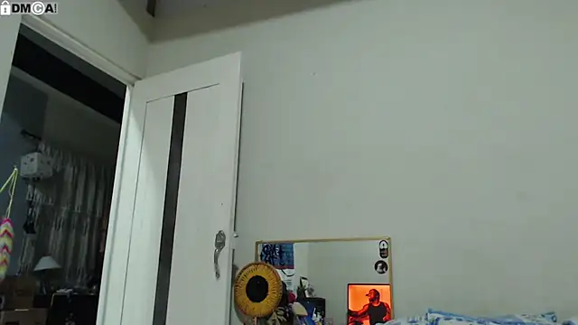 AlinaWoolf_ webcam