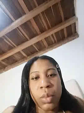 Zaira_Rose_