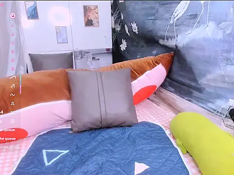 julialy_ webcam