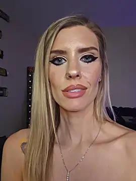 ellieconradxo webcam