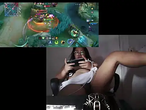TeaseNPlease_13 webcam
