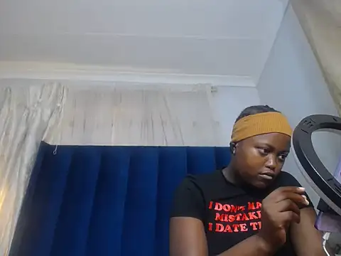 SweetSavage18 webcam