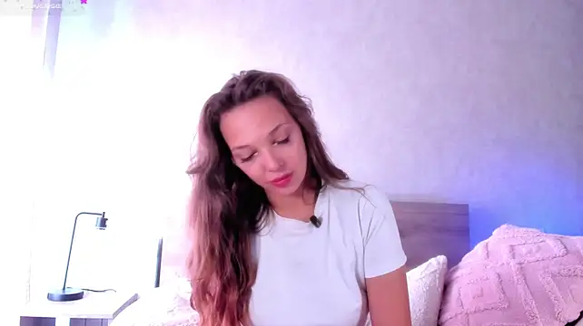 KitsuneDreams webcam