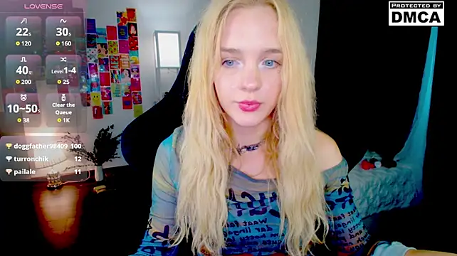 Aliceglass__ webcam