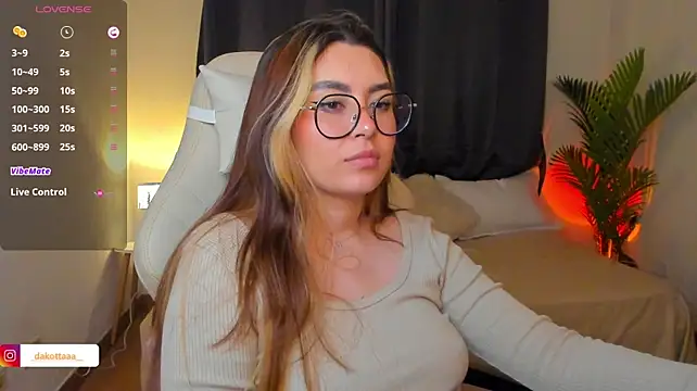 dakottaa_ webcam