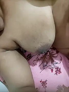 MichelleMore live webcam
