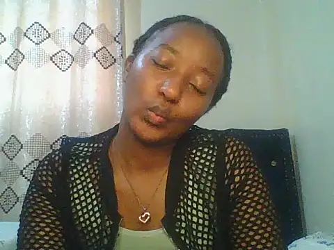 PrettyBunny11 webcam