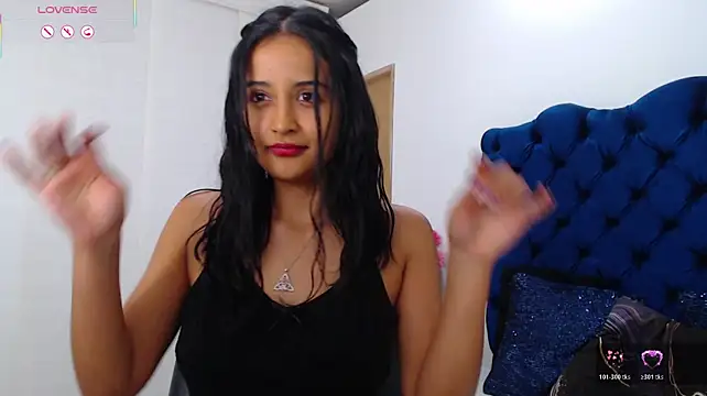 lili666_ (F young) - Show boobs🍒+ Nipple shields🍒